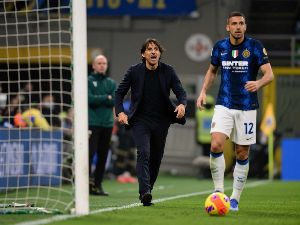 与球队共同 与球队共同