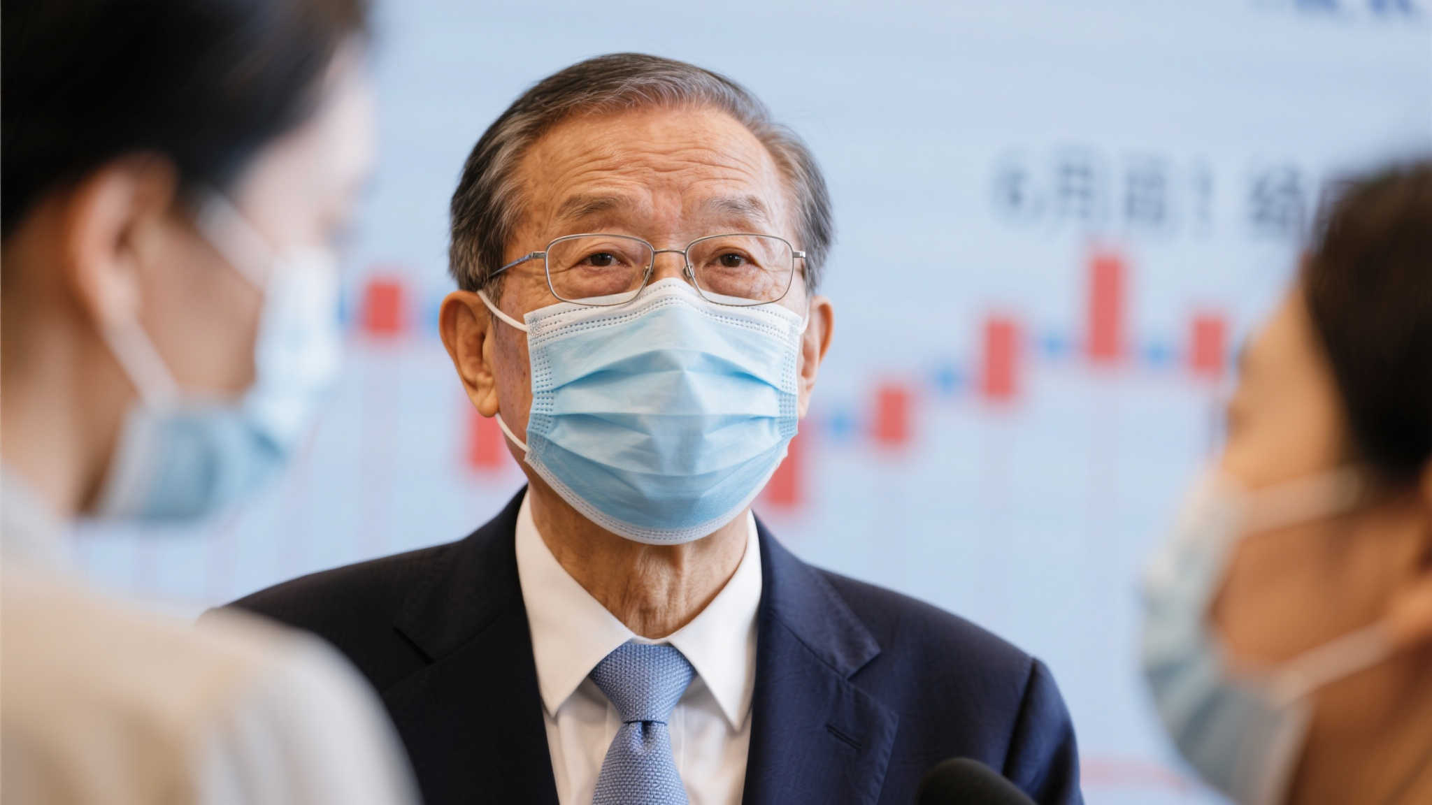 莱万此次的 莱万此次的